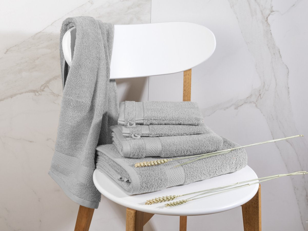Gant de toilette gris 16 x 21 cm