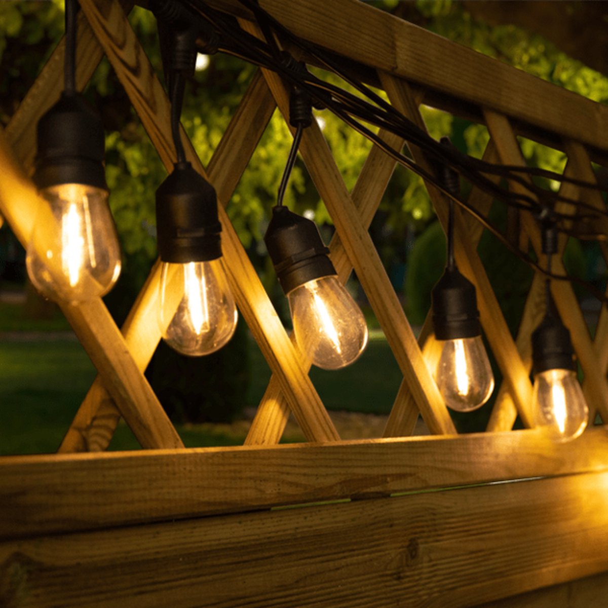 LED Feestverlichting Waterdicht lichtsnoer 7meter Warm Wit incl 10 lampen Voor Binnen en Buiten
